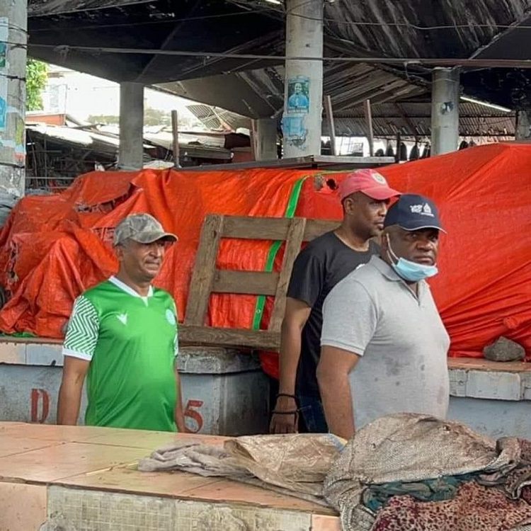 image Lutte contre le choléra :  Le marché de Volovolo nettoyé